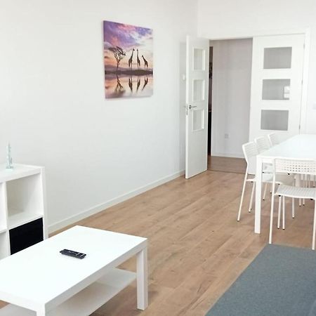 Apartamentos Rosalia De Castro 27 รีบาเดโอ ภายนอก รูปภาพ