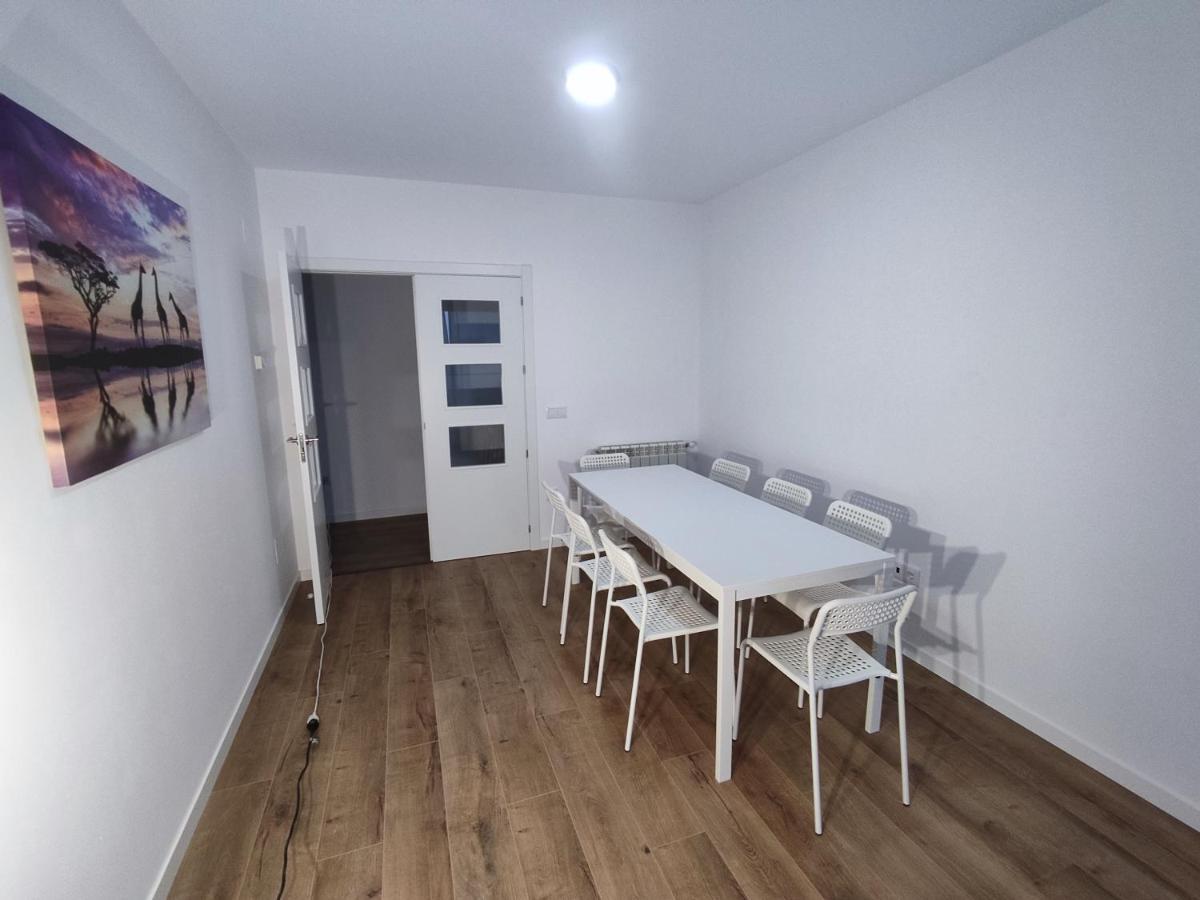 Apartamentos Rosalia De Castro 27 รีบาเดโอ ภายนอก รูปภาพ